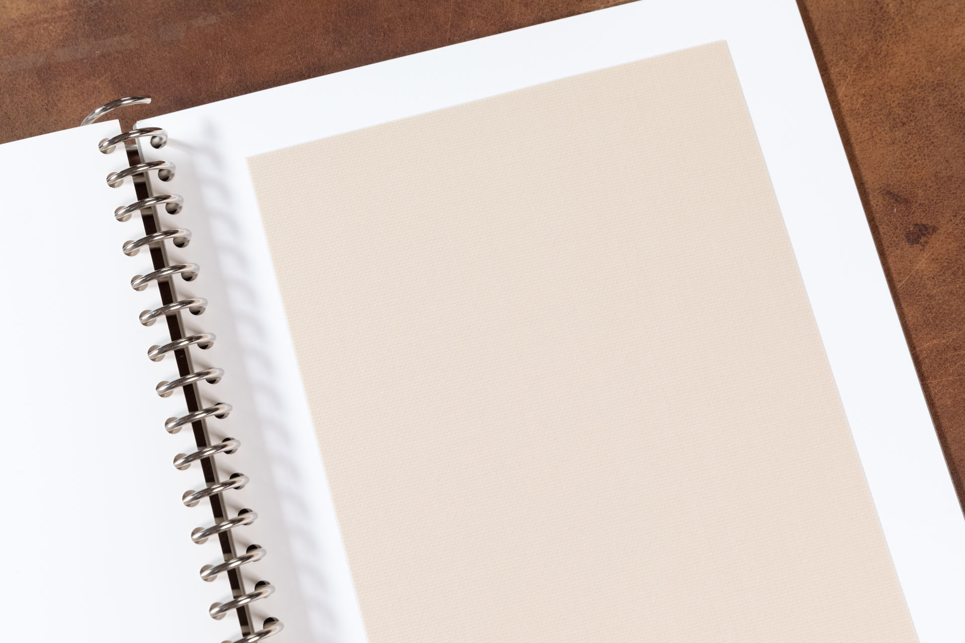 Buchprojekt Stahl und Licht. Limitierte Vorzugsausgabe in Edelstahlplatten