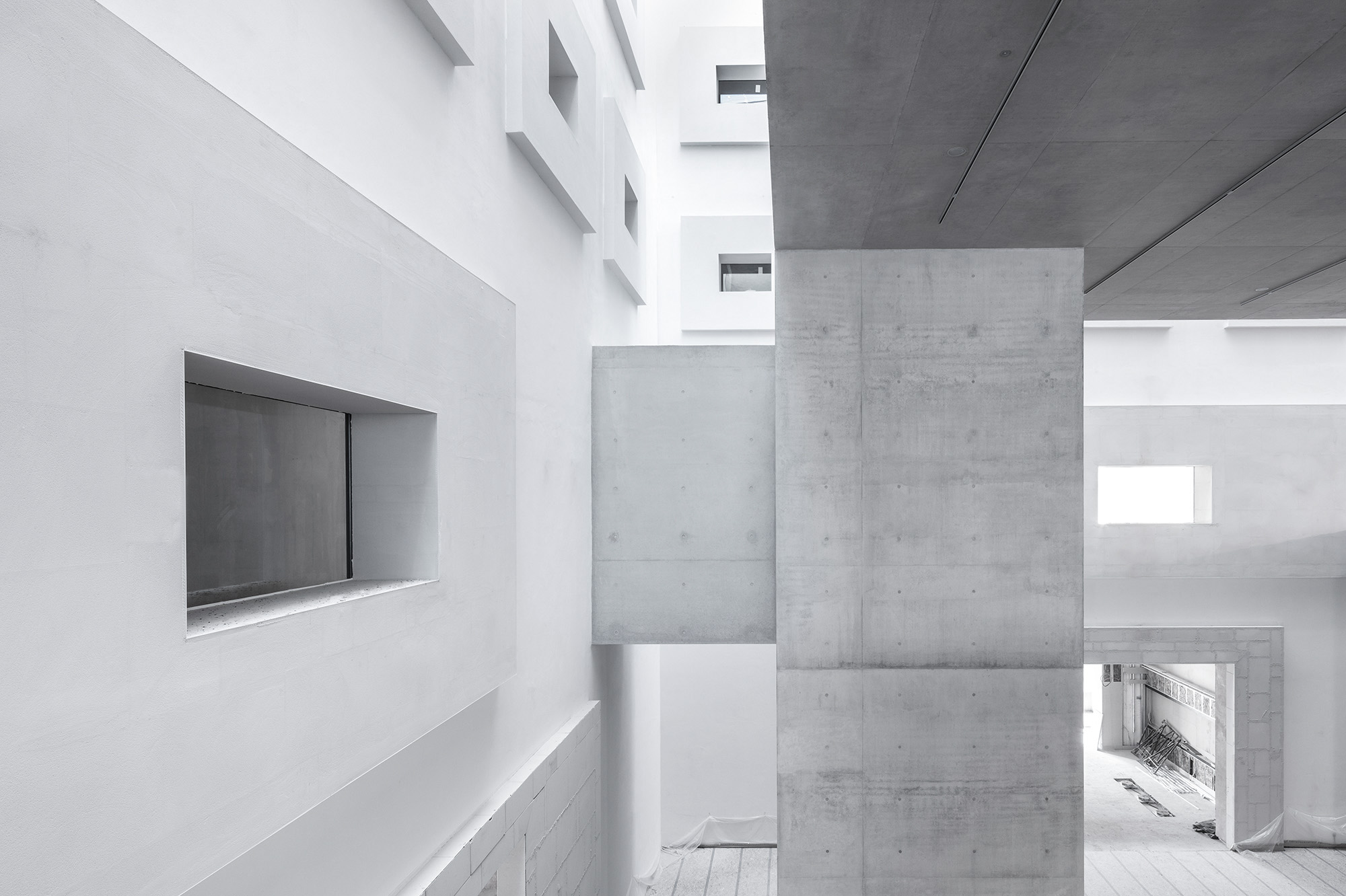 17 Fotos Dokumentations Zentrum SFVV, Berlin Marte.Marte Architekten